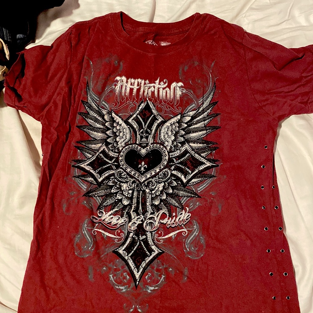 Small buckle shirt